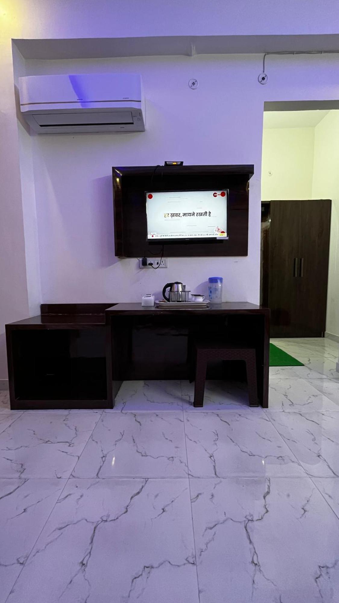 Hotel Mangalam Grand Lucknow Zewnętrze zdjęcie