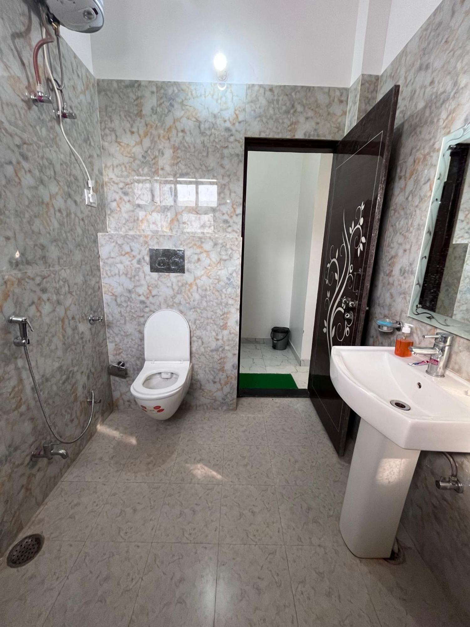 Hotel Mangalam Grand Lucknow Zewnętrze zdjęcie